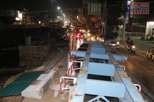 Грузовик протаранил тоннель на шоссе Сухкумвит в Паттайе