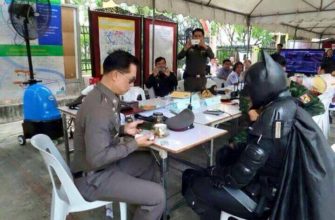 Бэтмен был арестован в Таиланде