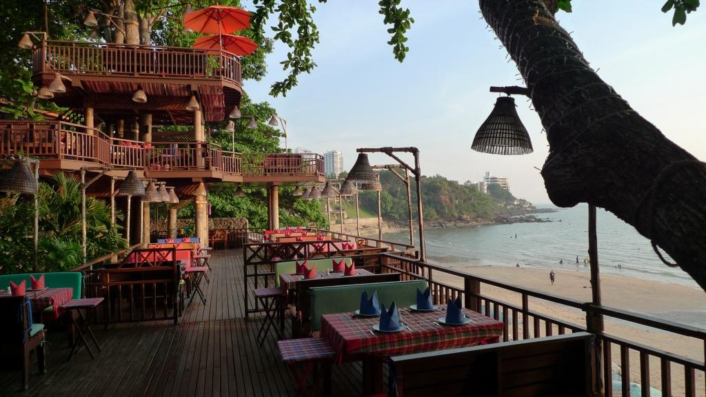 Рестораны с видом на море в Паттайе