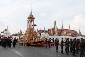 Похороны короля Таиланда состоятся в октябре