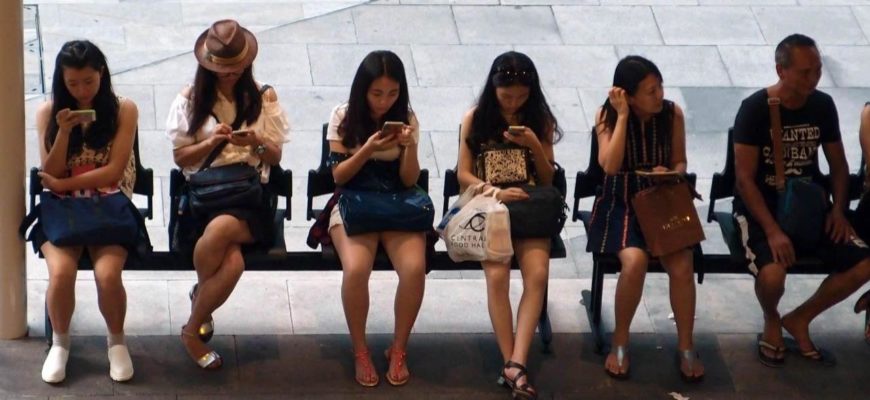 Таиланд занимает первое место в мире по использованию мобильного интернета