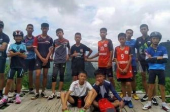 В Таиланде продолжаются поиски пропавших в пещере детей
