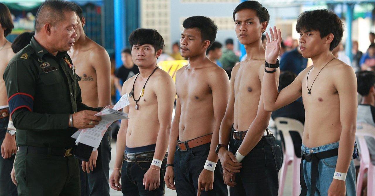 Мужчины в тайланде
