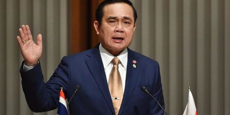 Король Таиланда не разрешил сестре идти в премьер-министры