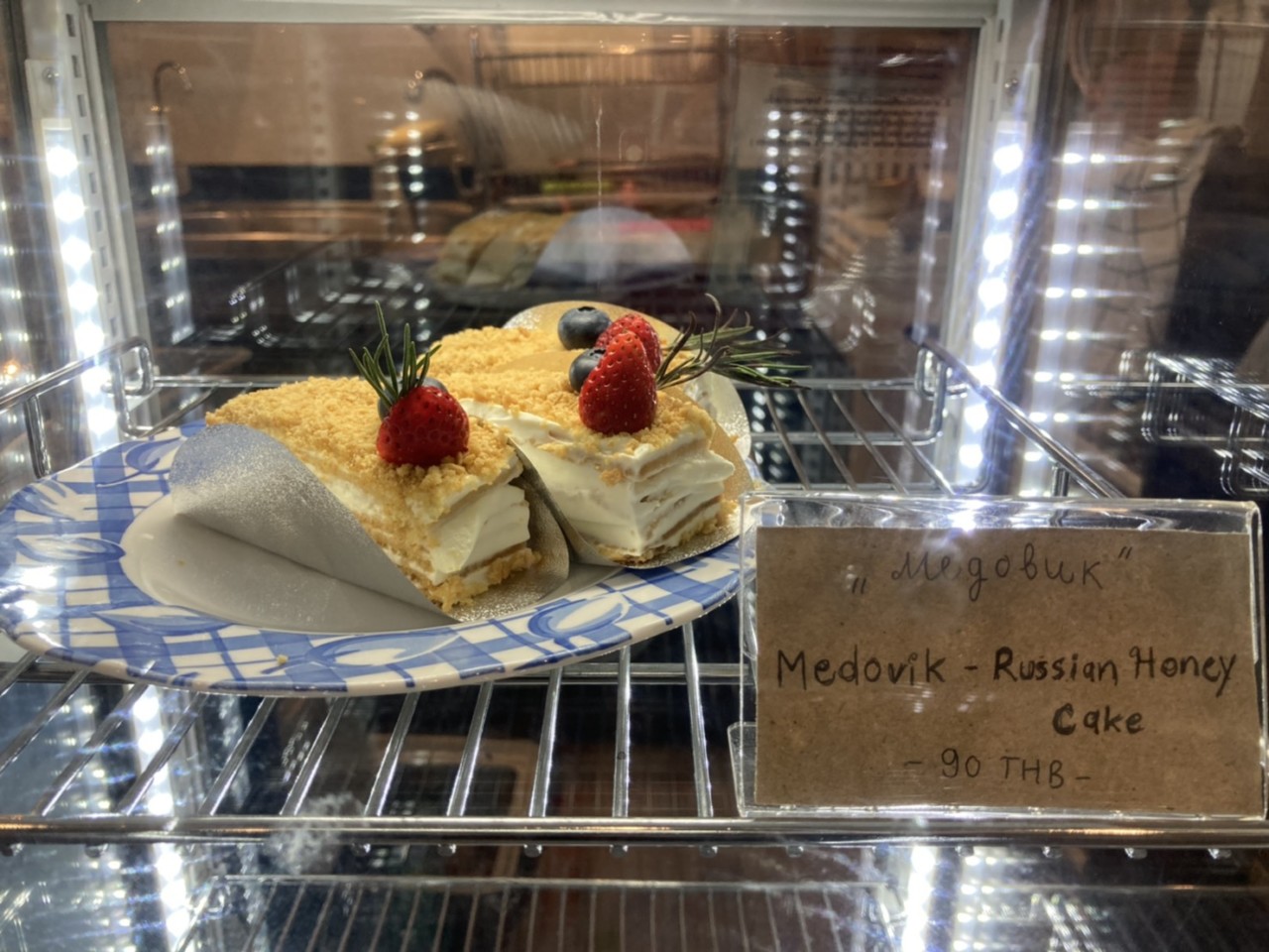В Бангкоке открылось кафе «Белка», посвящённое России