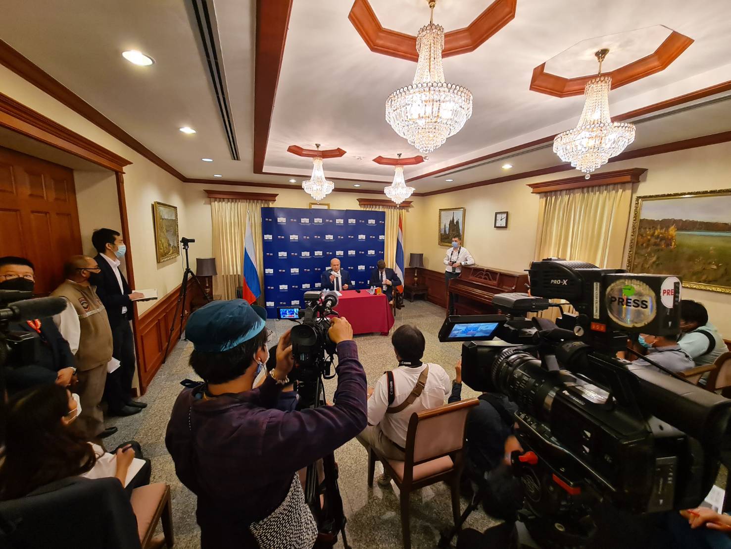 Посольству Украины запретили использовать флаги Таиланда на пресс-конференции