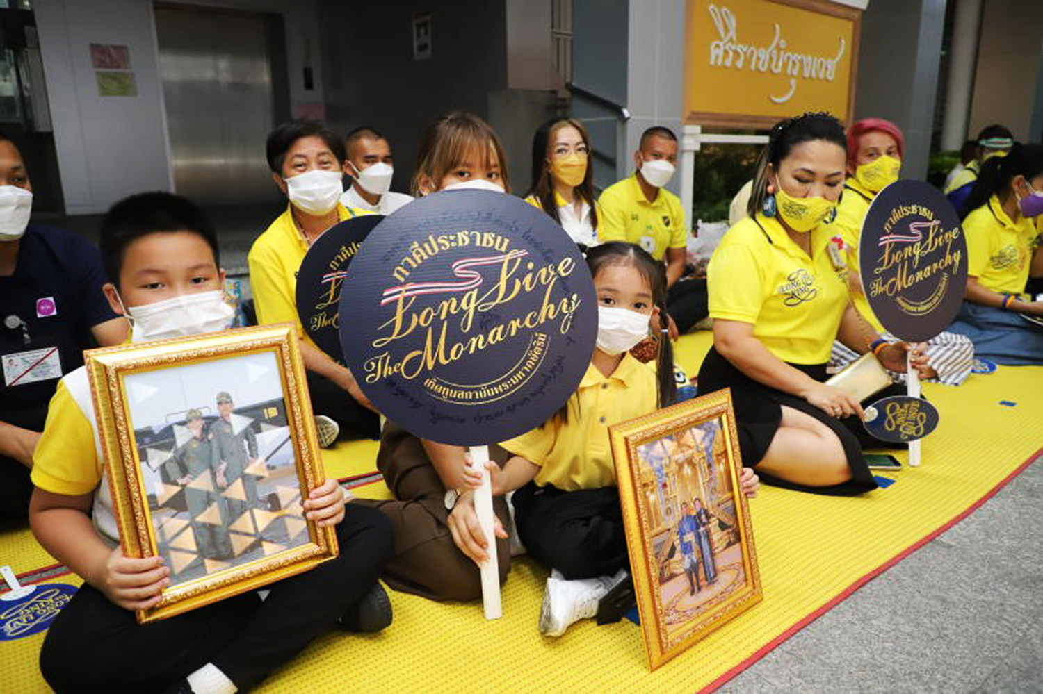 Король Таиланда открыл новый госпиталь в Бангкоке
