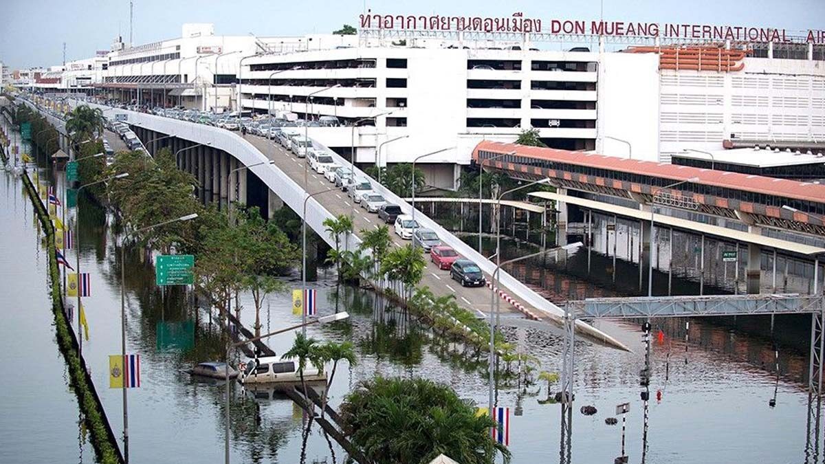 Бангкок тонет из-за перенаселённости — премьер-министр Таиланда