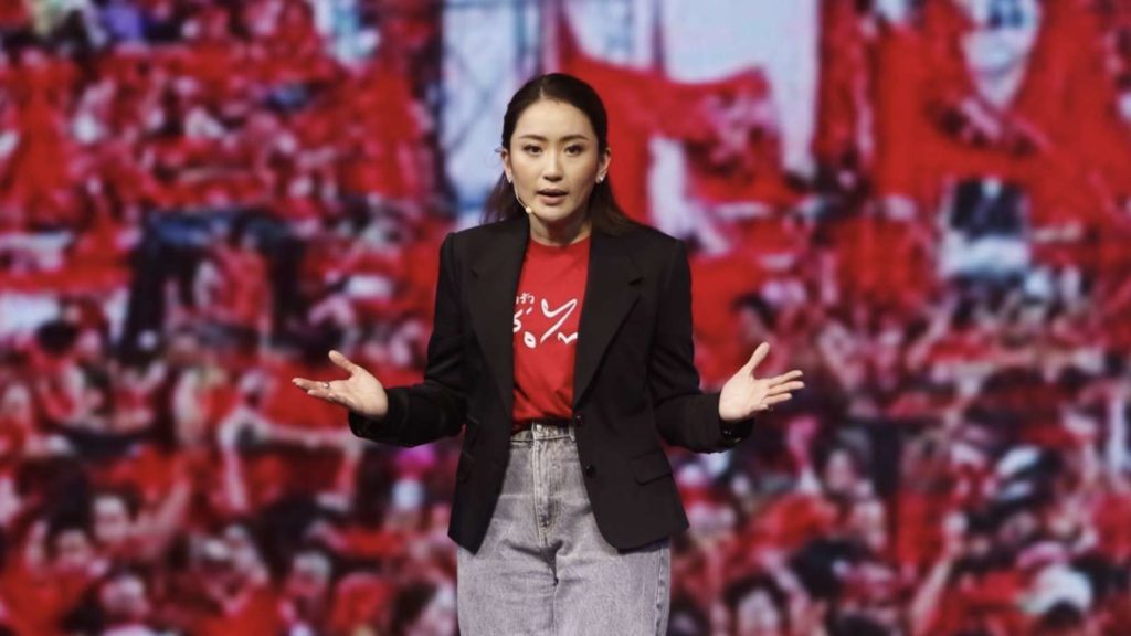 Дочь бывшего премьер-министра Таиланда Таксина готова возглавить правительство