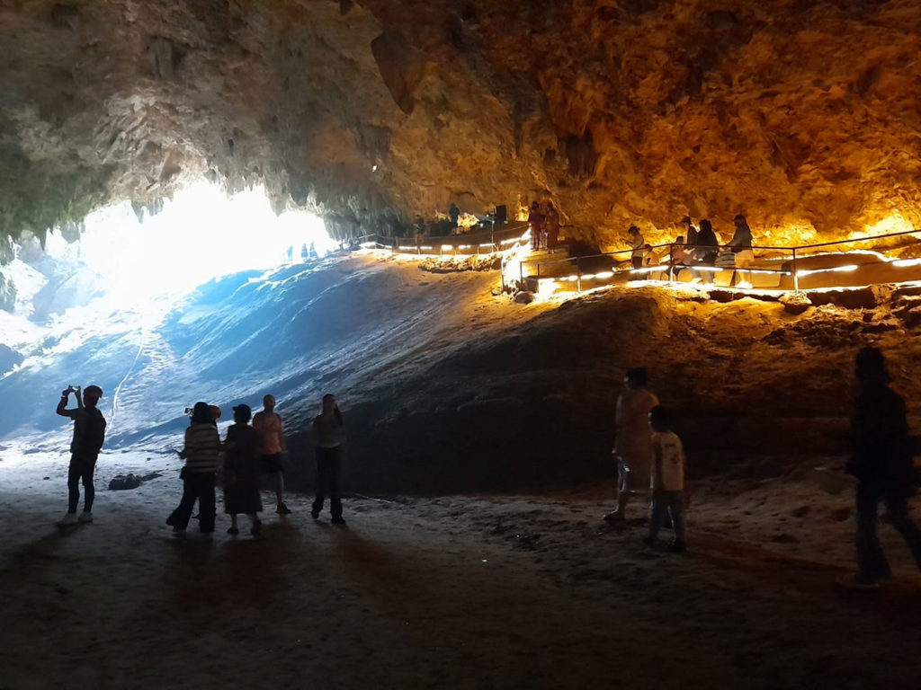 Экскурсия в пещеру Тхамлуанг по маршруту «Диких кабанов»
