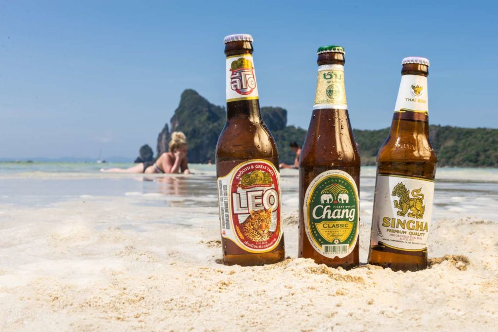 Таиланд снижает налоги на алкоголь и развлечения