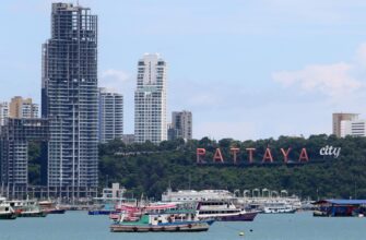 Вид на Паттайю со стороны Сиамского залива. По словам Танета, город по-прежнему имеет большой потенциал для роста благодаря своим разнообразным достопримечательностям (Вичан Чароенкиатпакул)