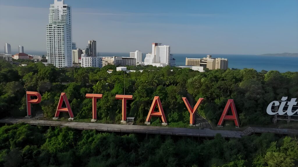 В Таиланде реконструируют культовую надпись PATTAYA CITY